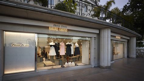 miu miu top customer|Miu Miu Returns to Top Spot on Lyst Hottest Brands Ranking.